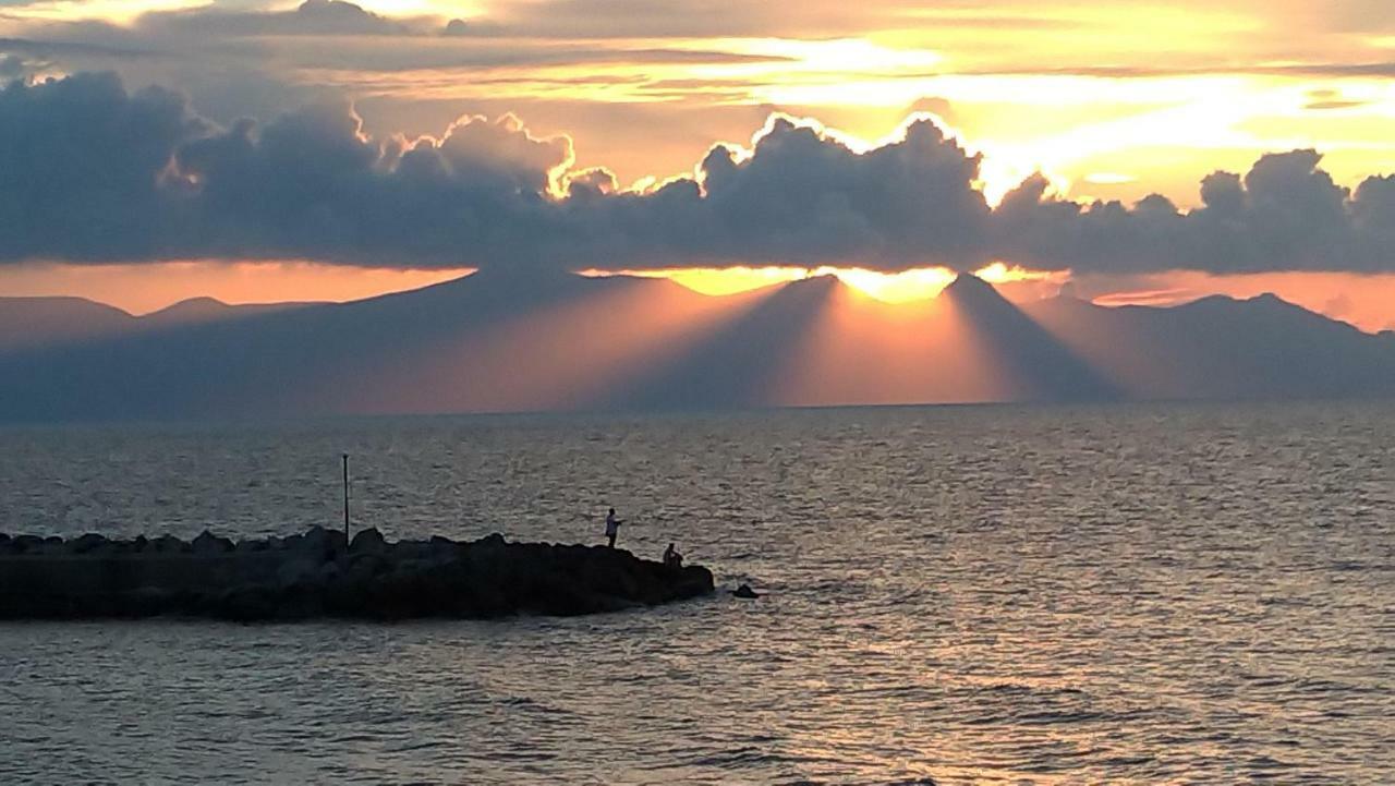 Villetta Dei Tramonti トラッペート エクステリア 写真